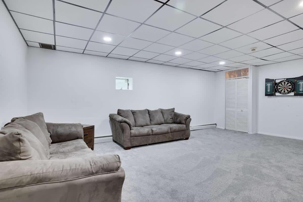 Relax In Blakeslee - Spacious 5Br Home With Bbq Exterior photo