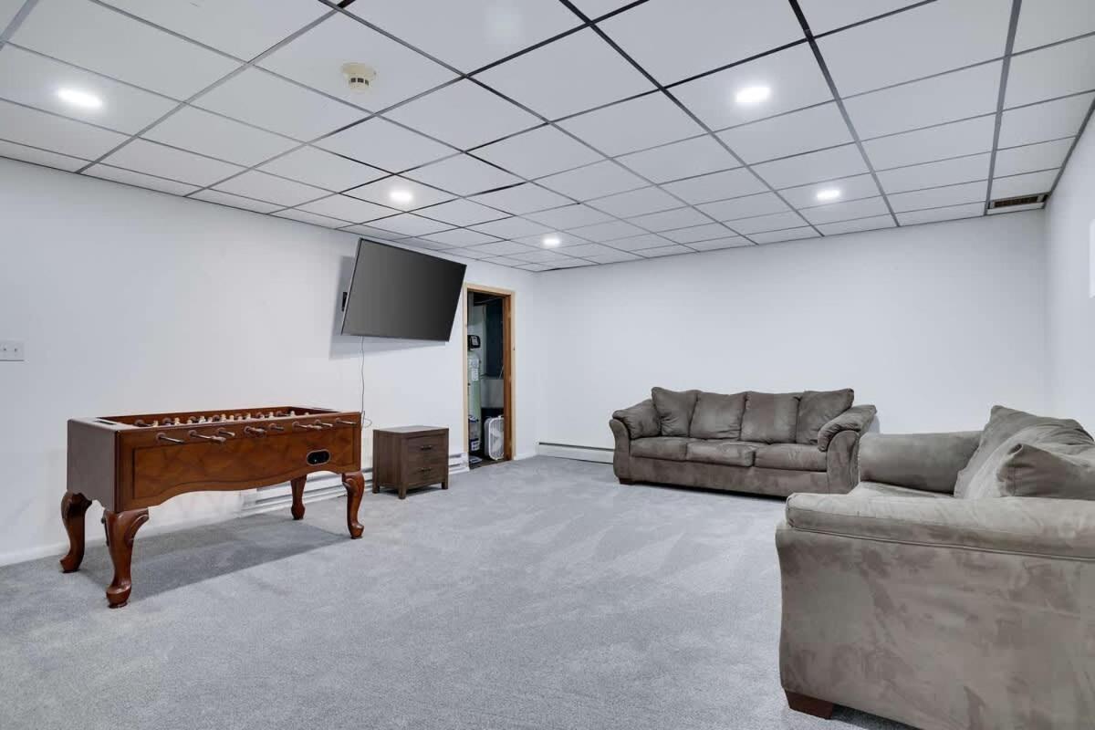 Relax In Blakeslee - Spacious 5Br Home With Bbq Exterior photo